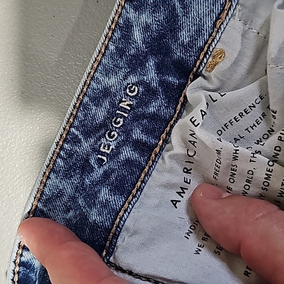 American Eagle next level stretch size 4 distressed style jeggings - Picture 7 of 8